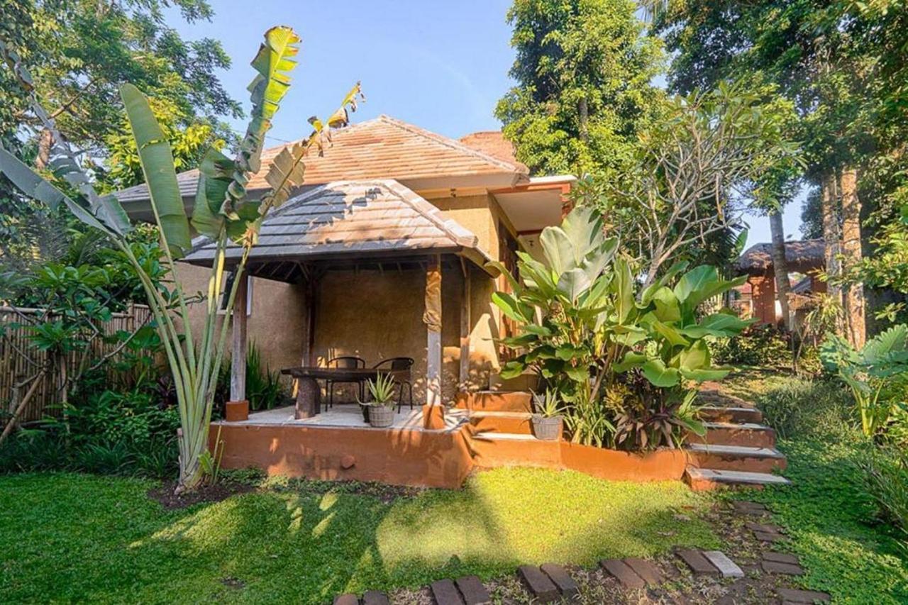 Shanti Toya Ashram Mambat Kültér fotó